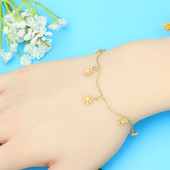 Chic & Stylish Bracelet – A Thoughtful Gift for Women and Girls, DYC1017 - Picture 7 of 8